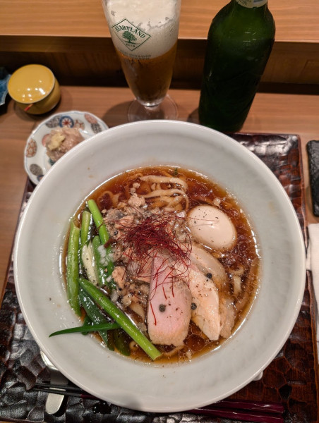 「味玉胡椒そば＋焼売1個」@饗 くろ㐂の写真