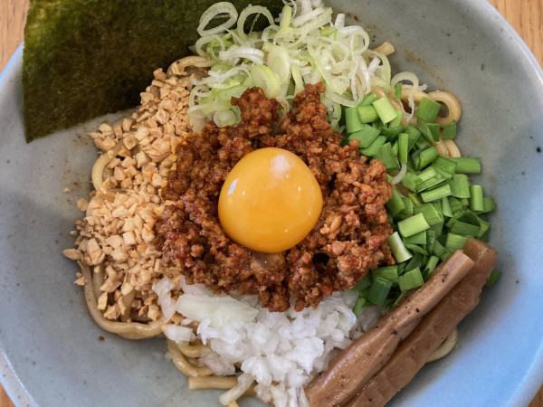 「辛肉まぜソバ」@らーめん 和なり TRIOの写真