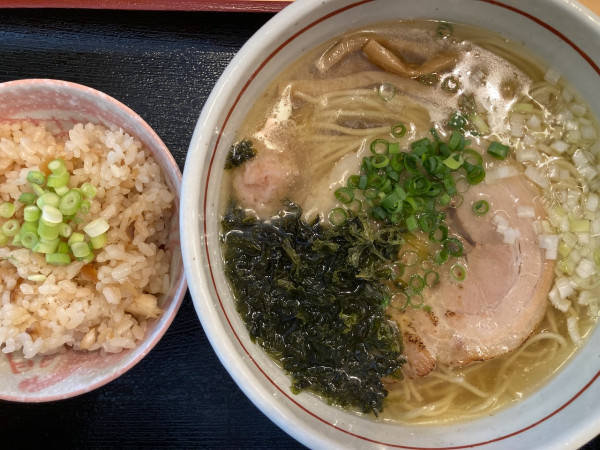 「塩ラーメン+鯛めし」@自家製麺まつおの写真