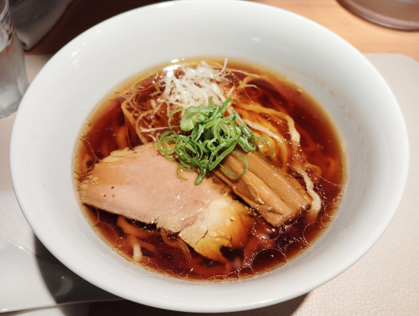 「醤油らーめん」@燎の写真