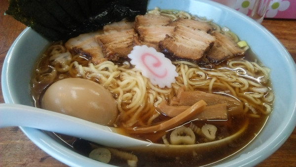 「中華そば（並） 800円＋トッピング盛合せ 250円」@中華そば 温故知新の写真