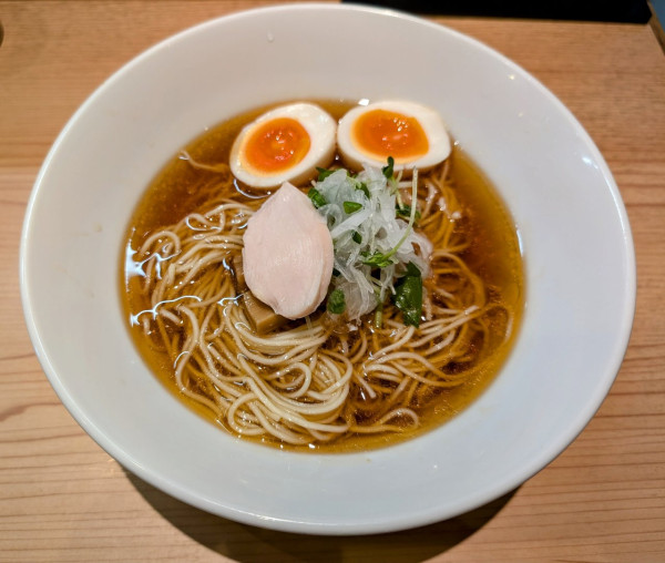 「冷やし醤油らぁめん700円」@セキレイ 〜NIBOSHI no D5〜の写真