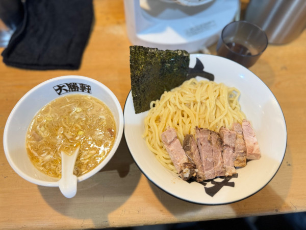 「肉入りつけそば 1100円」@中野大勝軒の写真