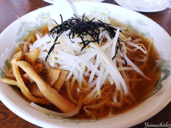 「もやしラーメン（900円）」@家族亭 龍門 池田店の写真