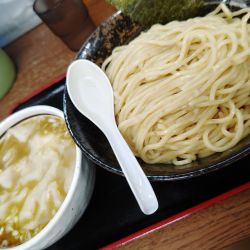 ワンタンつけ麺(1,300円)