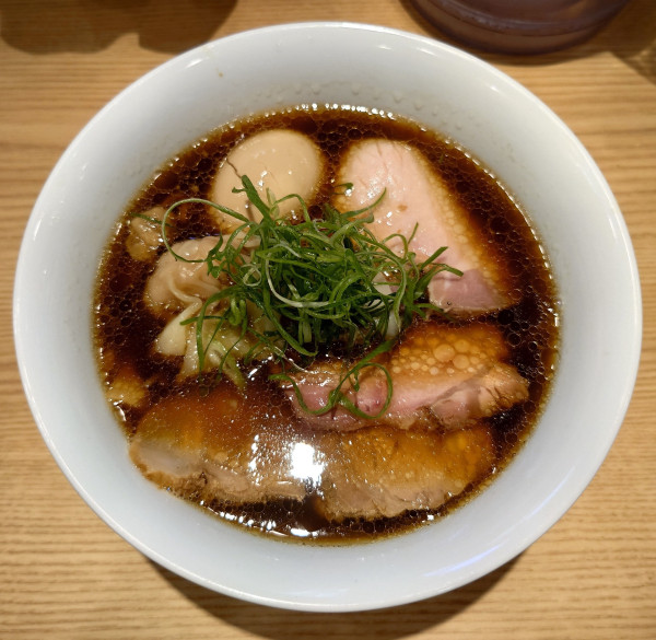 「特製醤油らぁ麺(1530円)」@中村麺三郎商店の写真