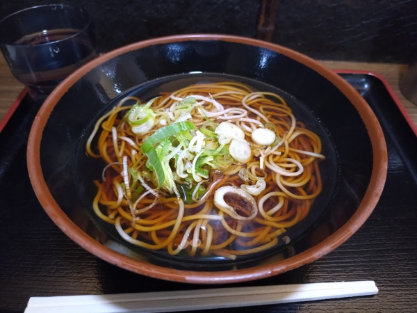 「かけそば360円」@信州そば本陣 ルミネエスト新宿店の写真