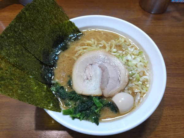 「豚骨醤油らーめん850円」@Oh家の写真