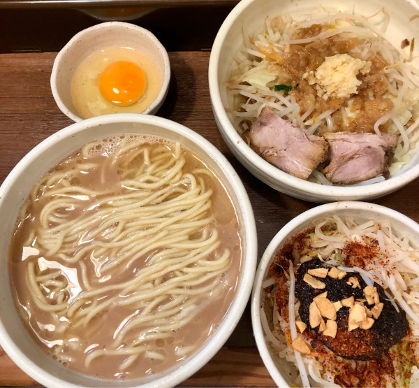 「ラーメン スタベジ 野菜大盛 辛ベジ 生卵 1000+0+100」@麺処 一笑の写真