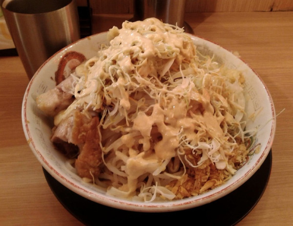 「小冷やし中華(1150円)」@ラーメン豚山 東京ラーメン横丁店の写真