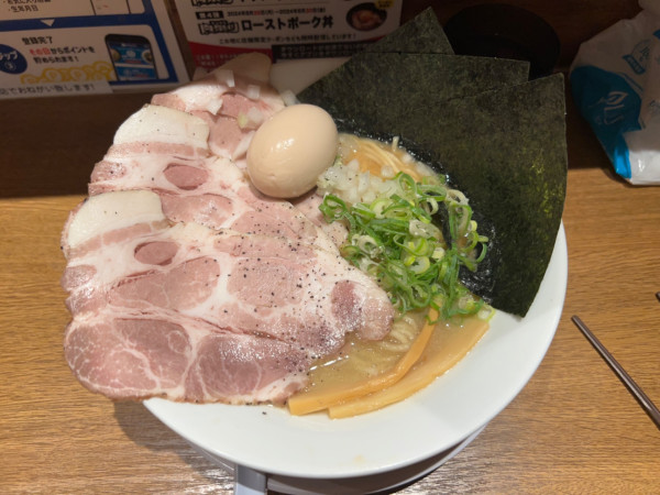 「鶏白湯らーめん（醤油）」@キラメキノトリ 京都久御山店の写真