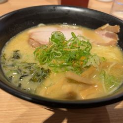 とろり白湯塩らーめん