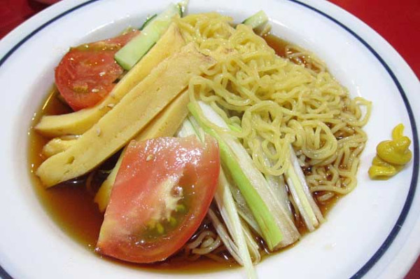 「冷やし中華　800円」@花彫酒家の写真