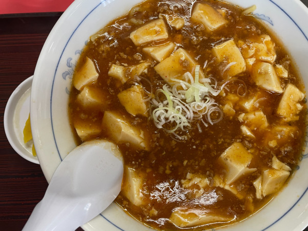 「麻婆豆腐ラーメン：850円（甘さ抜き辛さ増し）」@味香来の写真