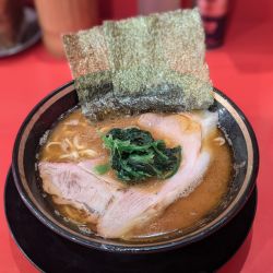朝ラーメン　720円