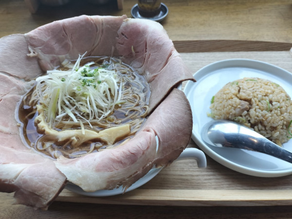 「半焼きめしチャーシュー麺セット」@焼飯と麺の写真