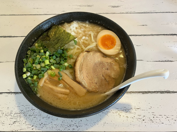 「鶏白湯ラーメン 950円」@佐野青竹手打ちラーメン いしかりの写真