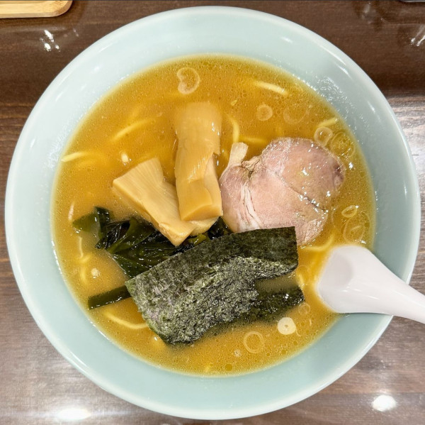 「豚骨醤油らーめん」@らーめん 裕心の写真