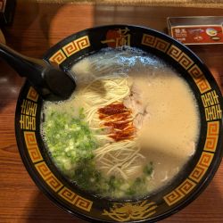 ラーメン980円 替玉210円