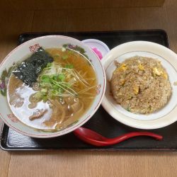ラーメン　チャーハンセット