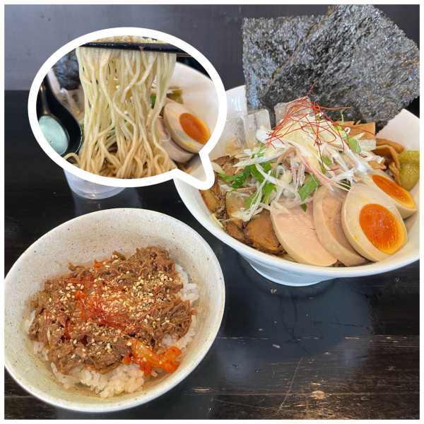 「【限定】特製とびうお冷やしらーめん1130円キムチ丼210円」@麺や 笑 ～Sho～の写真