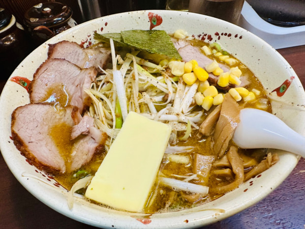 「みそらいおんチャーシュー【1290円】」@らいおん 府中本店の写真