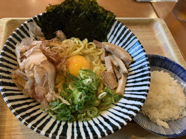 「ＴＫＲ（玉子かけラーメン）追い飯付き」@肉豆冨とレモンサワー 大衆食堂 安べゑ JR御徒町駅南口店の写真