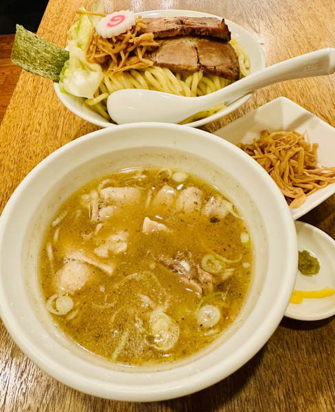「肉だくガーリック塩つけ麺(大)【1200円】」@つけめん桜坂の写真