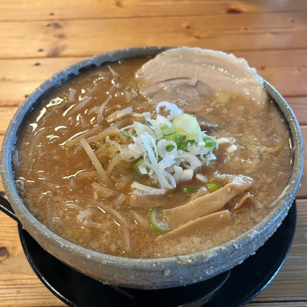 「らぁ〜めん〝みそ〟」@チャッチャ系らーめん もん吉 伊勢崎支店の写真