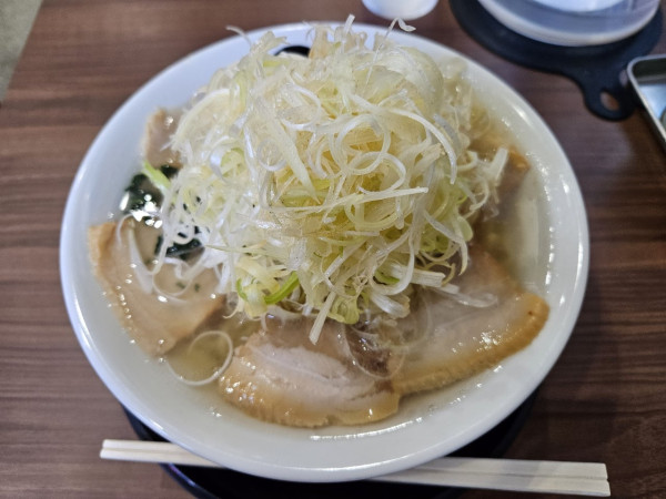 「金のネギ肉中華そば」@伊藤商店 玉村店の写真