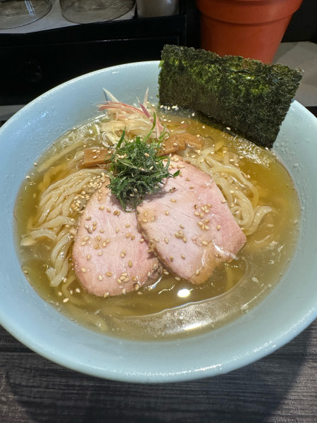 「涼めん塩」@らぁめん 涼虎の写真