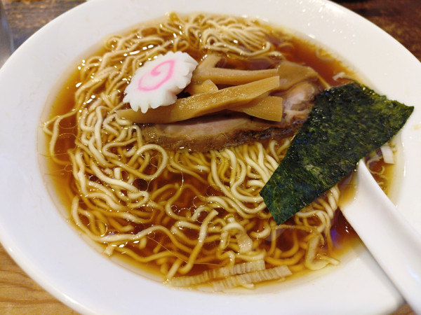 「ラーメン、チャーハン、焼きもつ」@上田屋の写真