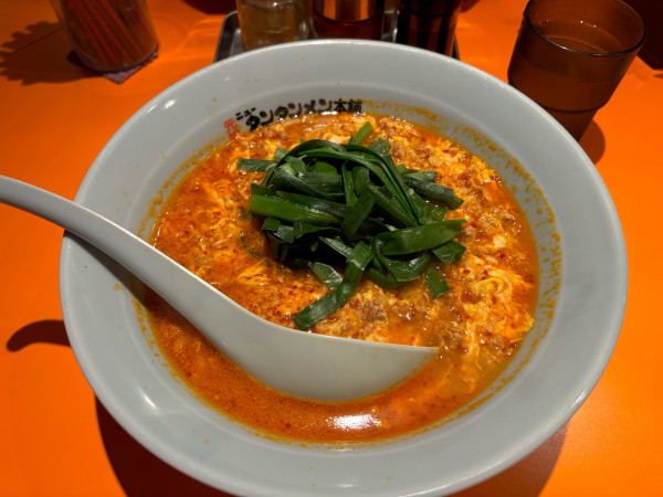 「ニュータンタンメン ＋ ニラ」@元祖ニュータンタンメン本舗 相模原店の写真