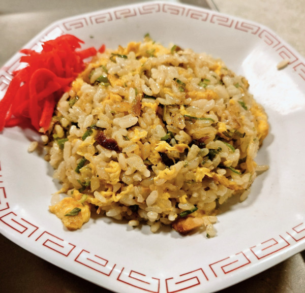 「こってり味噌辛口ホルモンメン＋チャーハン小」@とん平食堂 柏店の写真