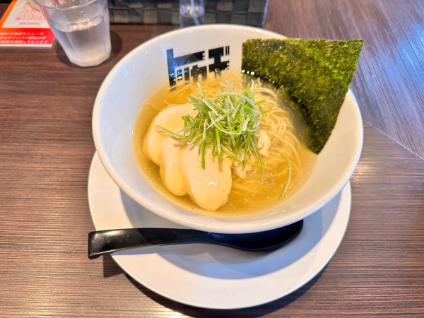 「塩らぁめん」@らぁめん トリカヂ イッパイの写真