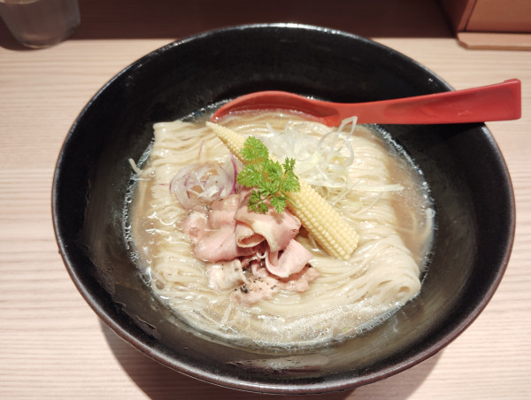 「期間限定　　　渡り蟹の冷し麺　　　1250円」@焼きあご塩らー麺 たかはし アトレ川崎店の写真
