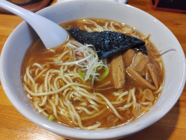 「中華そば（魚介系）」@中華そば おかめの写真