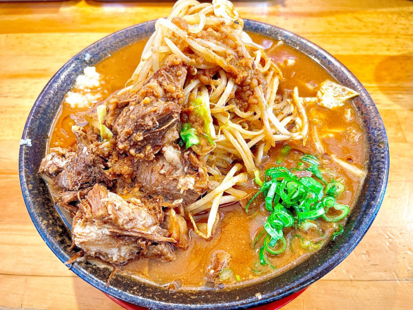「北海道味噌豚野郎（1012円）」@北海道味噌ラーメン 味噌のかんべの写真