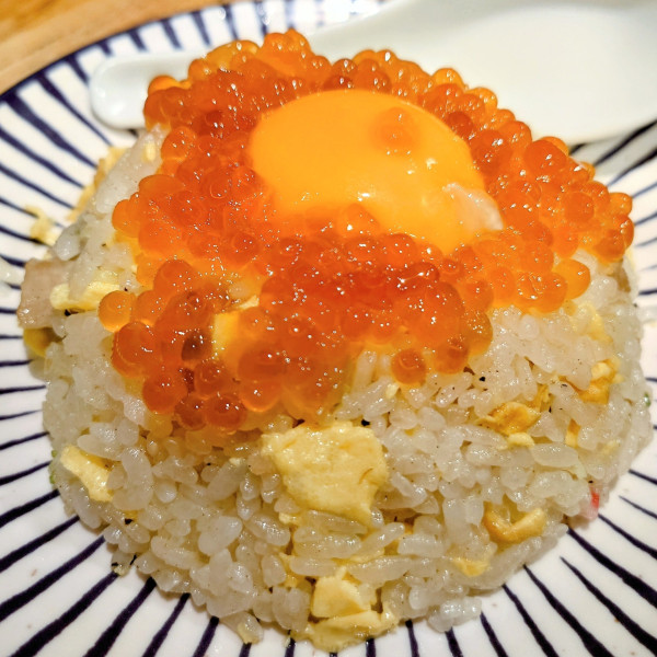 「いくらチャーハン」@大衆スタンド神田屋 浜松町店の写真