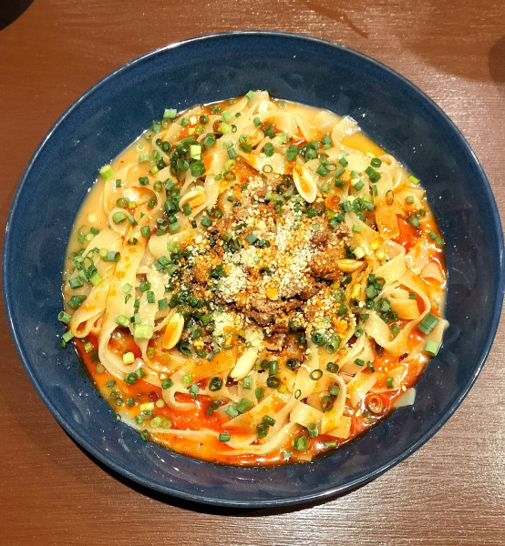 「汁なし担々麺(ネパール風) 1150円」@ネワ屋の写真