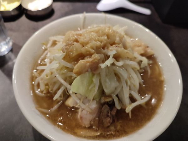 「ラーメン少なめ」@Hi-Fat Noodle BUTCHER’Sの写真