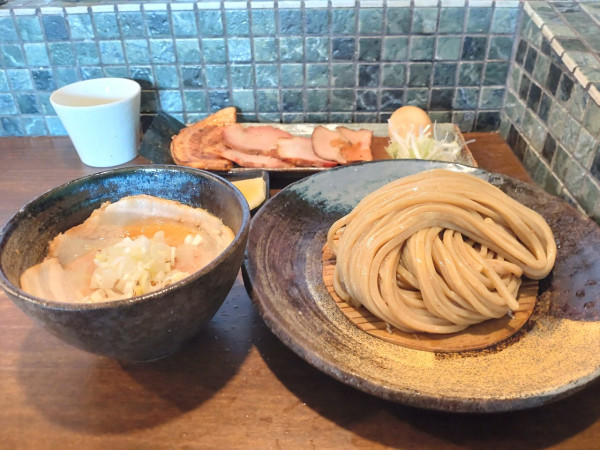 「汁並みつけ麺中＋特製トッピング」@麺屋みつば＋クローバーの写真
