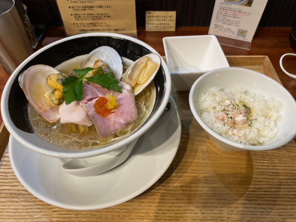 「らーめん」@麺処しろくろの写真