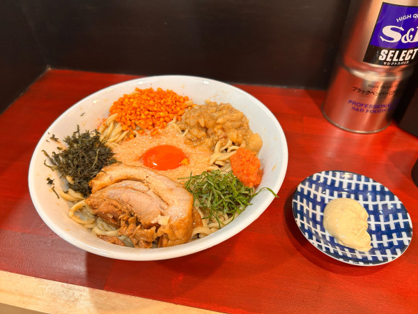 「冷やし明太とろろ」@ラーメン鷹の目 東陽町店の写真