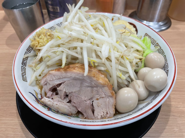 「ミニラーメン、ウズラ、１０００円」@ラーメン豚山 金沢文庫店の写真