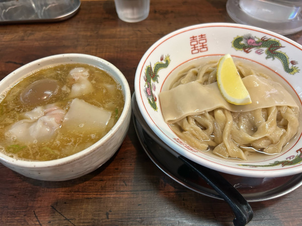 「特製昆布水つけ麺1550円」@MENクライ 神保町店の写真