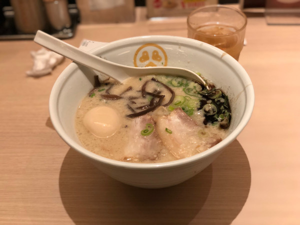 「白豚骨」@TOKYO 豚骨 BASE MADE by 博多一風堂 大崎店の写真