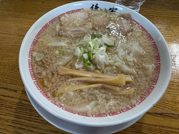 「ワンタン麺　背脂　1100」@支那そば 後とう家の写真