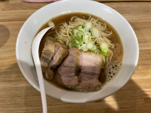 「肉そば」@自家製麺 伊藤 神田店の写真
