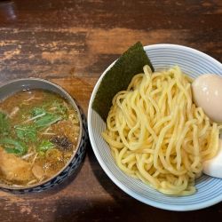 つけそばちょい増し味玉子